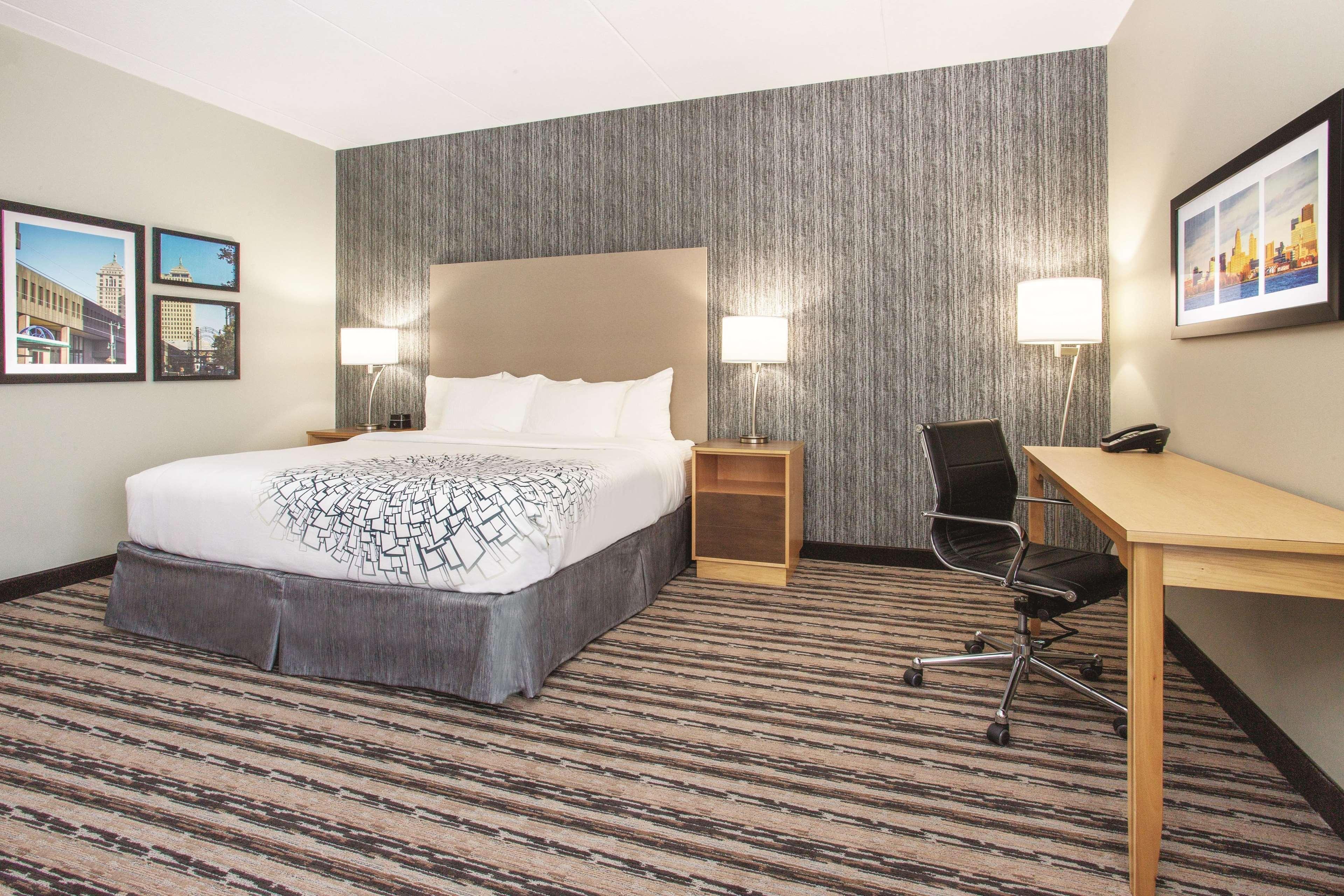 La Quinta By Wyndham Buffalo אמהרסט מראה חיצוני תמונה